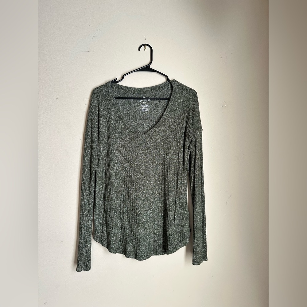 American Eagle Ribbed Olive Green Heathered Sweater